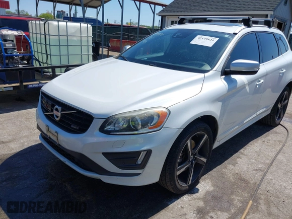 2014 Volvo XC60 R-Design Premier Plus with VIN YV4902DZ0E2546642, listed as a IAAI auction lot 42149824 with 133,669 mi miles and . Bid and sale history available at DreamBid. Image 17.