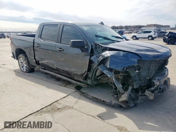 2020 Chevrolet Silverado 1500 Custom with VIN 3GCPWBEF5LG115070, listed as a Copart auction lot 47056915 with 124,087 mi miles and Clean Title. Bid and sale history available at carsss.com. Image 4.