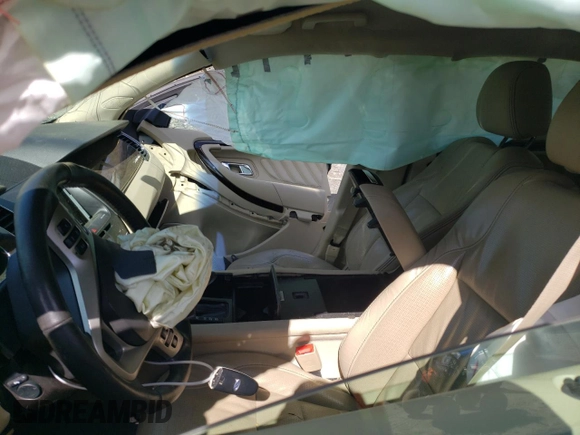 2016 Ford Taurus Limited z VIN 1FAHP2F86GG104703, wystawiony jako Copart lot #52086535 z przebiegiem Nie podano mil oraz Szkoda całkowita • Salvage title. Historia ofert i sprzedaży dostępna na DreamBid. Obrazek 7.