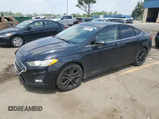 2020 Ford Fusion SE z VIN 3FA6P0HD1LR125371, wystawiony jako Copart lot #64026035 z przebiegiem 124 609 mil mil oraz Czysty tytuł • Clean title. Historia ofert i sprzedaży dostępna na DreamBid. Obrazek 1.