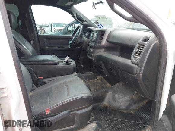 2022 Ram 2500 Tradesman with VIN 3C6UR5HJ8NG345403, listed as a IAAI auction lot 42555211 with 122,363 mi miles and . Bid and sale history available at DreamBid. Image 5.