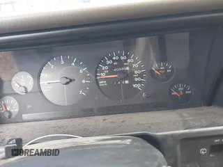 1995 Jeep Grand Cherokee Limited with VIN 1J4GZ78Y3SC649231, listed as a IAAI auction lot 41763953 with 140,889 mi miles. Bid and sale history available at carsss.com. Image 7.