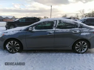 2014 Hyundai Sonata SE with VIN 5NPEC4AC9EH902931, listed as a IAAI auction lot 41594115 with 50,221 mi miles and . Bid and sale history available at DreamBid. Image 14.