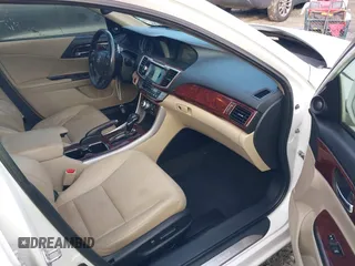 2013 Honda Accord Touring with VIN 1HGCR3F97DA040801, listed as a IAAI auction lot 41662028 with 177,589 mi miles and . Bid and sale history available at DreamBid. Image 5.