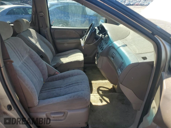 2001 Toyota Sienna LE with VIN 4T3ZF13C31U393555, listed as a Copart auction lot 76843924 with 159,957 mi miles and Clean Title. Bid and sale history available at carsss.com. Image 7.