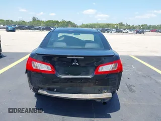 2009 Mitsubishi Galant ES z VIN 4A3AB36F79E004636, wystawiony jako IAAI lot #42290017 z przebiegiem 183 597 mil mil oraz . Historia ofert i sprzedaży dostępna na DreamBid. Obrazek 6.