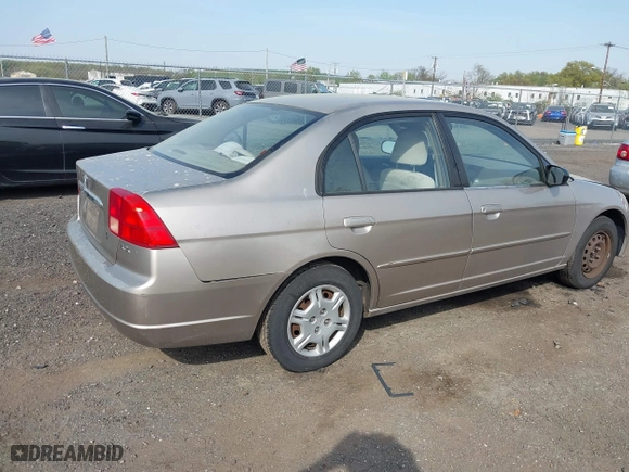 2002 Honda Civic LX with VIN 2HGES16592H524868, listed as a IAAI auction lot 42119246 with 132,514 mi miles. Bid and sale history available at carsss.com. Image 4.