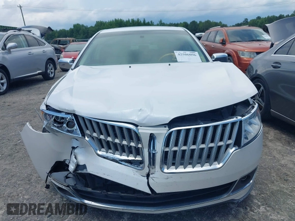 2012 Lincoln MKZ with VIN 3LNHL2GC8CR808103, listed as a IAAI auction lot 42506096 with 129,690 mi miles and . Bid and sale history available at DreamBid. Image 12.