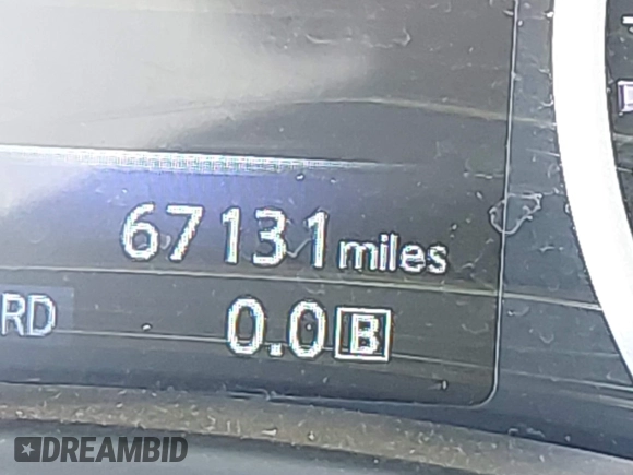 2015 Infiniti Q50 Premium with VIN JN1BV7AP9FM355526, listed as a IAAI auction lot 42010401 with 67,131 mi miles. Bid and sale history available at carsss.com. Image 16.