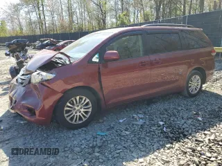 2013 Toyota Sienna XLE AAS with VIN 5TDYK3DC2DS384336, listed as a Copart auction lot 53405715 with 138,563 mi miles and Salvage Title. Bid and sale history available at carsss.com. Image 1.