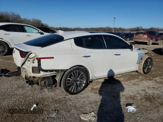 2018 Kia Stinger Premium with VIN KNAE25LA1J6012588, listed as a Copart auction lot 43394965 with 103,070 mi miles and Salvage Title. Bid and sale history available at carsss.com. Image 3.