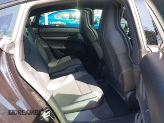 2023 Porsche Taycan z VIN WP0AA2Y12PSA14042, wystawiony jako IAAI lot #42356653 z przebiegiem 11 349 mil mil oraz . Historia ofert i sprzedaży dostępna na DreamBid. Obrazek 8.