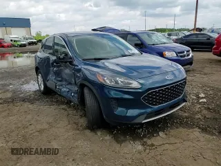 2020 Ford Escape SE with VIN 1FMCU9G64LUA83537, listed as a Copart auction lot 58823825 with 28,609 mi miles and Salvage title. Bid and sale history available at DreamBid. Image 14.