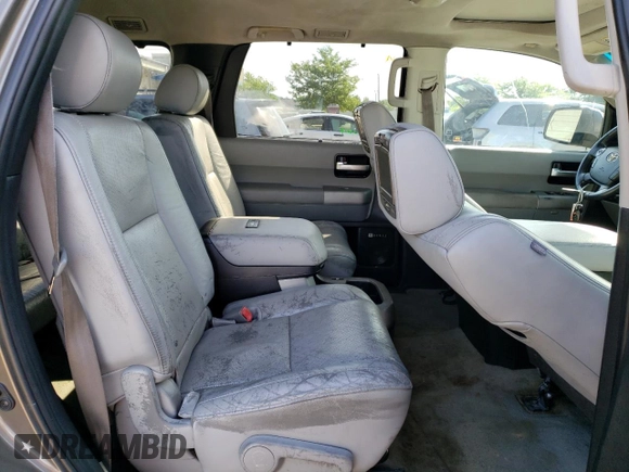 2008 Toyota Sequoia Platinum with VIN 5TDZY67A78S013175, listed as a Copart auction lot 60827084 with 25 mi miles and Salvage Title. Bid and sale history available at carsss.com. Image 10.