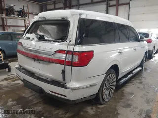 2019 Lincoln Navigator Reserve with VIN 5LMJJ2LT1KEL25094, listed as a IAAI auction lot 41258495 with 63,139 mi miles. Bid and sale history available at carsss.com. Image 4.