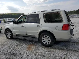 2004 Lincoln Navigator Luxury with VIN 5LMFU27R94LJ42598, listed as a Copart auction lot 71537774 with 0 mi miles and Salvage Title. Bid and sale history available at carsss.com. Image 2.