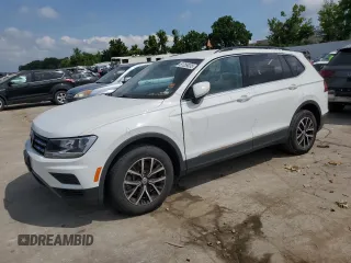 2021 Volkswagen Tiguan SE z VIN 3VV3B7AX1MM071918, wystawiony jako Copart lot #61259035 z przebiegiem 37 267 mil mil oraz Szkoda całkowita • Salvage title. Historia ofert i sprzedaży dostępna na DreamBid. Obrazek 1.