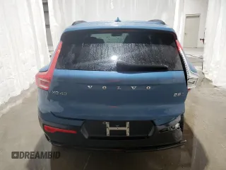 2024 Volvo XC40 Core Bright Theme с VIN YV4L12UK7R2331125, выставлен на аукционе Copart как лот 57160855 с пробегом Не указан миль и Списание • Salvage title. История ставок и продаж доступна на DreamBid. Изображение 6.