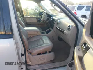 2005 Ford Expedition Limited z VIN 1FMFU20545LA72293, wystawiony jako IAAI lot #42000912 z przebiegiem 182 117 mil mil oraz . Historia ofert i sprzedaży dostępna na DreamBid. Obrazek 5.
