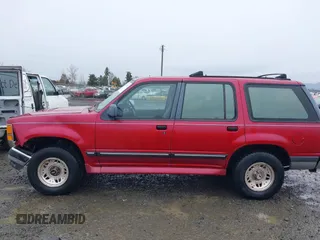 1994 Ford Explorer Eddie Bauer z VIN 1FMDU34XXRUE69130, wystawiony jako IAAI lot #41594121 z przebiegiem 146 118 mil mil oraz . Historia ofert i sprzedaży dostępna na DreamBid. Obrazek 15.