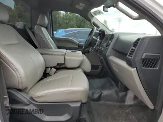 2016 Ford F-150 XL z VIN 1FTMF1C8XGFC05713, wystawiony jako Copart lot #64000995 z przebiegiem 41 474 mil mil oraz Szkoda całkowita • Salvage title. Historia ofert i sprzedaży dostępna na DreamBid. Obrazek 10.