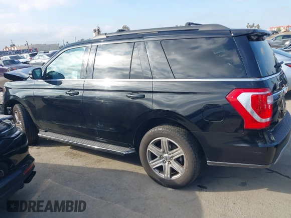 2019 Ford Expedition XLT with VIN 1FMJU1HT1KEA35158, listed as a IAAI auction lot 41538993 with 40,045 mi miles and . Bid and sale history available at DreamBid. Image 14.