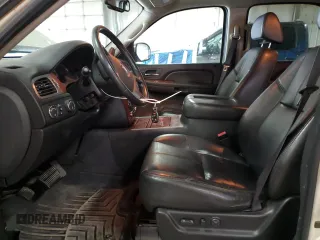 2008 Chevrolet Tahoe 3LT z VIN 1GNFK13088R228106, wystawiony jako Copart lot #59658525 z przebiegiem 177 243 mil mil oraz Czysty tytuł • Clean title. Historia ofert i sprzedaży dostępna na DreamBid. Obrazek 7.