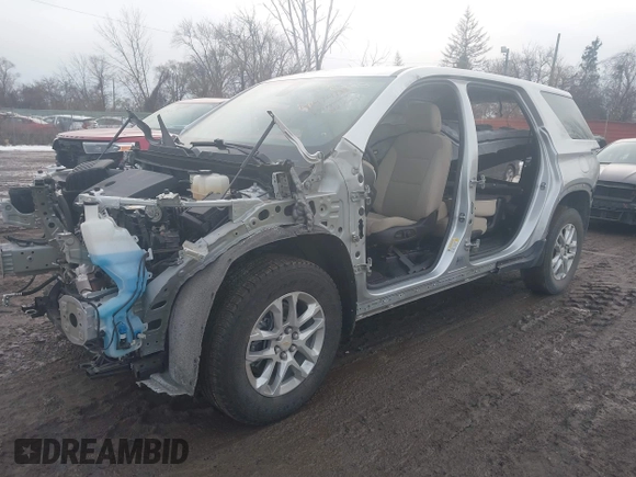 2022 Chevrolet Traverse LS with VIN 1GNERLKW4NJ108225, listed as a IAAI auction lot 41474728 with Not Provided miles. Bid and sale history available at carsss.com. Image 17.