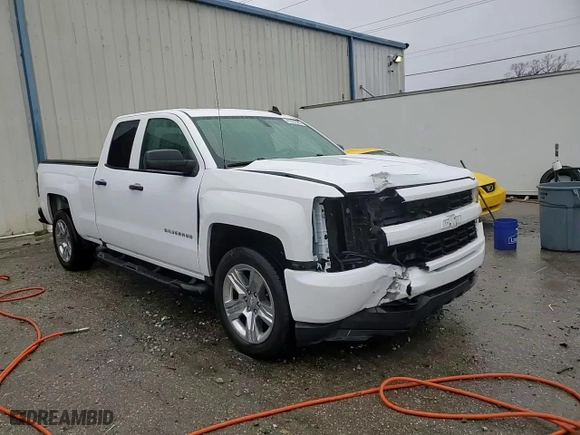 2018 Chevrolet Silverado 1500 Custom with VIN 1GCRCPEH7JZ204216, listed as a Copart auction lot 41927585 with 85,208 mi miles and Salvage Title. Bid and sale history available at carsss.com. Image 14.