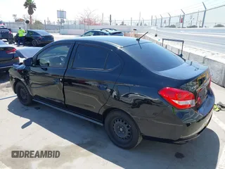 2019 Mitsubishi Mirage ES z VIN ML32F3FJ6KHF17967, wystawiony jako IAAI lot #42146979 z przebiegiem 76 355 mil mil oraz . Historia ofert i sprzedaży dostępna na DreamBid. Obrazek 3.