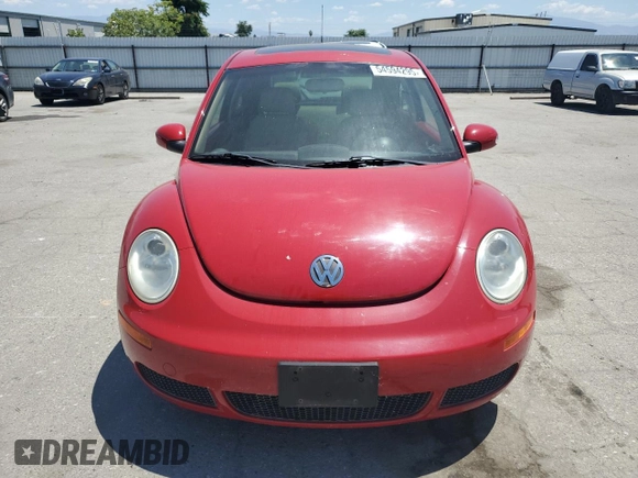 2009 Volkswagen Beetle S с VIN 3VWRG31C79M513461, выставлен на аукционе Copart как лот 54594295 с пробегом 50 414 миль миль и Списание • Salvage title. История ставок и продаж доступна на DreamBid. Изображение 5.