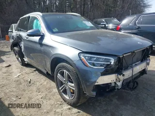 2022 Mercedes-Benz GLC 300 with VIN W1N0G8EBXNV333958, listed as a IAAI auction lot 41749098 with 45,935 mi miles and . Bid and sale history available at DreamBid. Image 1.