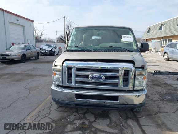 2011 Ford Econoline Passenger XL with VIN 1FBNE3BLXBDA21972, listed as a IAAI auction lot 41151236 with 395,453 mi miles. Bid and sale history available at carsss.com. Image 13.