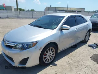 2012 Toyota Camry L with VIN 4T1BF1FK2CU190723, listed as a IAAI auction lot 42009549 with 152,303 mi miles. Bid and sale history available at carsss.com. Image 2.
