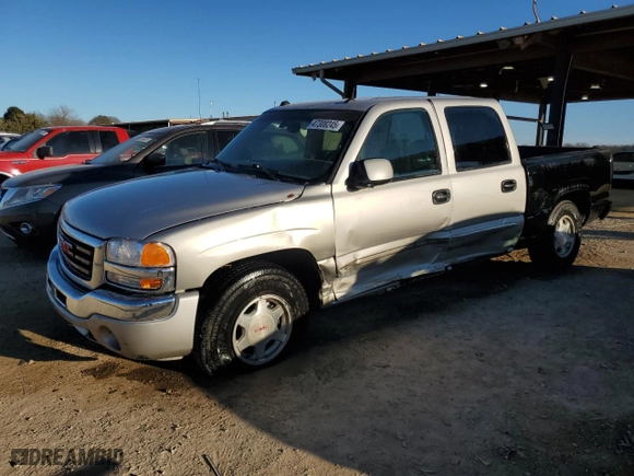 2004 GMC Sierra 1500 Crew Cab SLT with VIN 2GTEC13T841413397, listed as a Copart auction lot 47308245 with 227,232 mi miles and Salvage Title. Bid and sale history available at carsss.com. Image 1.