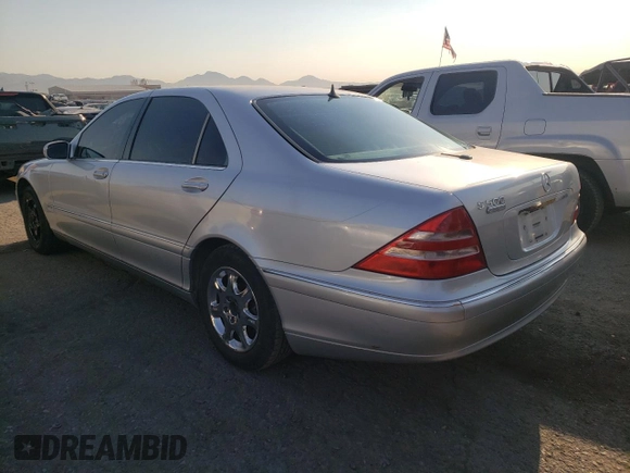 2000 Mercedes-Benz S-Class with VIN WDBNG75J2YA055873, listed as a Copart auction lot 62303444 with 236,646 mi miles and Salvage Title. Bid and sale history available at carsss.com. Image 2.