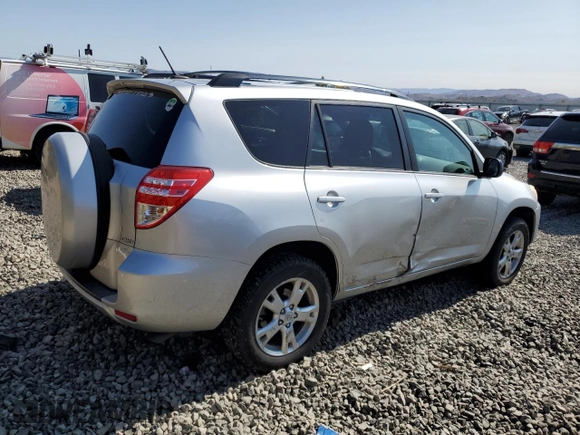2012 Toyota RAV4 z VIN 2T3BF4DV0CW226771, wystawiony jako Copart lot #62187455 z przebiegiem 191 220 mil mil oraz Szkoda całkowita • Salvage title. Historia ofert i sprzedaży dostępna na DreamBid. Obrazek 3.