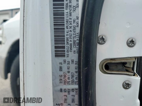 2020 Ram 1500 Tradesman z VIN 1C6RR6FT5LS147643, wystawiony jako Copart lot #60972105 z przebiegiem 211 743 mil mil oraz Czysty tytuł • Clean title. Historia ofert i sprzedaży dostępna na DreamBid. Obrazek 13.