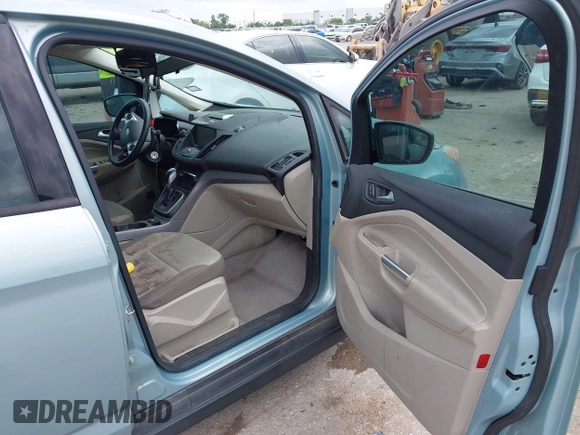 2014 Ford C-Max SE z VIN 1FADP5AU7EL508750, wystawiony jako IAAI lot #42139897 z przebiegiem 117 685 mil mil oraz . Historia ofert i sprzedaży dostępna na DreamBid. Obrazek 5.