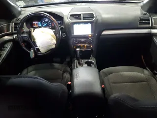2017 Ford Explorer XLT with VIN 1FM5K7DH4HGD78362, listed as a Copart auction lot 51101545 with 127,091 mi miles and Salvage Title. Bid and sale history available at DreamBid. Image 8.