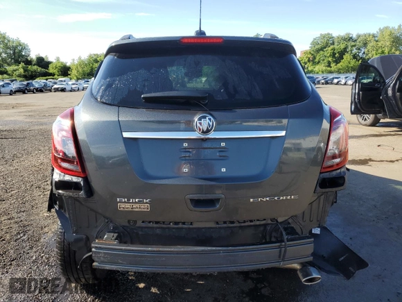 2017 Buick Encore Preferred z VIN KL4CJASB5HB238998, wystawiony jako Copart lot #65335895 z przebiegiem 120 573 mil mil oraz Szkoda całkowita • Salvage title. Historia ofert i sprzedaży dostępna na DreamBid. Obrazek 6.