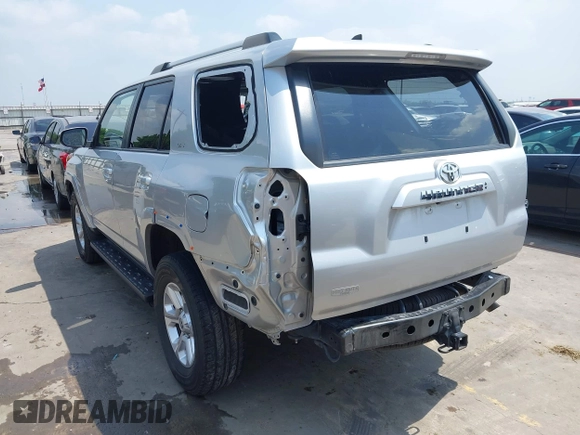 2021 Toyota 4Runner SR5 with VIN JTEMU5JR1M5929960, listed as a IAAI auction lot 41912094 with 90,249 mi miles and . Bid and sale history available at DreamBid. Image 3.