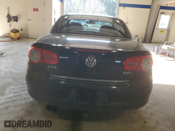 2007 Volkswagen Eos 2.0T with VIN WVWFA71F97V027228, listed as a Copart auction lot 42867725 with 101,580 mi miles and Clean Title. Bid and sale history available at DreamBid. Image 6.