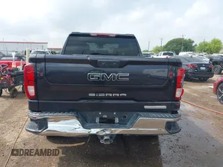 2022 GMC Sierra 1500 Elevation z VIN 3GTUUCET7NG648612, wystawiony jako IAAI lot #42098162 z przebiegiem Nie podano mil oraz . Historia ofert i sprzedaży dostępna na DreamBid. Obrazek 16.
