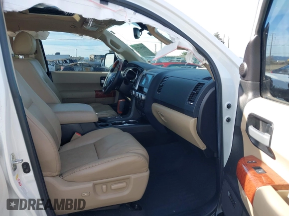 2020 Toyota Sequoia Platinum with VIN 5TDDY5G10LS175226, listed as a IAAI auction lot 41502259 with 75,043 mi miles. Bid and sale history available at carsss.com. Image 5.