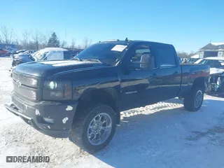2011 Chevrolet Silverado 2500HD LTZ with VIN 1GC1KYE88BF174040, listed as a IAAI auction lot 41273683 with 160,712 mi miles. Bid and sale history available at carsss.com. Image 17.