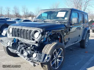 2024 Jeep Wrangler 4xe Willys with VIN 1C4RJXN64RW162279, listed as a IAAI auction lot 41464424 with NaN miles. Bid and sale history available at carsss.com. Image 17.