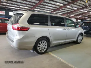 2016 Toyota Sienna LE z VIN 5TDJK3DC5GS132280, wystawiony jako Copart lot #57935445 z przebiegiem 167 966 mil mil oraz Czysty tytuł • Clean title. Historia ofert i sprzedaży dostępna na DreamBid. Obrazek 3.