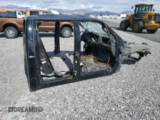 2005 Ford Super Duty F-250 XL with VIN 1FTSW21P05EC99174, listed as a Copart auction lot 47962765 with 0 mi miles and Non Repairable. Bid and sale history available at carsss.com. Image 3.