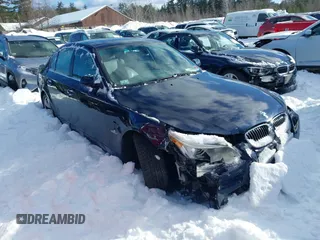 2005 BMW 5 Series 525i with VIN WBANA53515B855497, listed as a IAAI auction lot 41588773 with 170,579 mi miles. Bid and sale history available at carsss.com. Image 1.